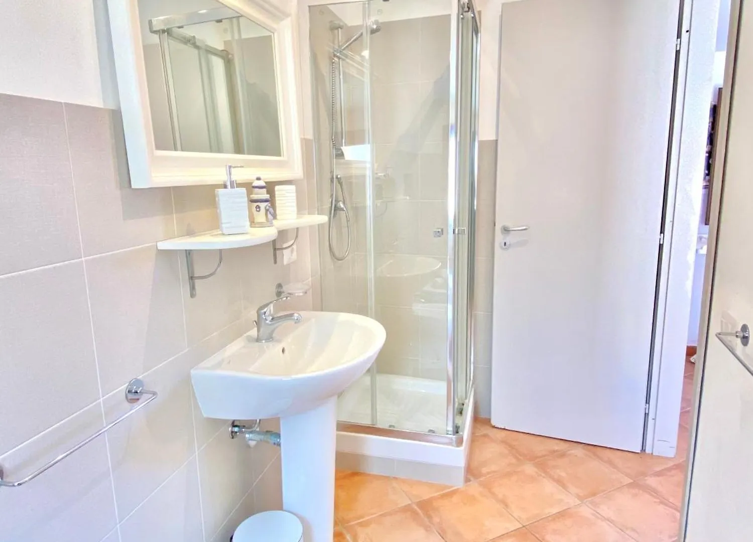 Acquamarina Apartment Cefalu 0*,  Italy